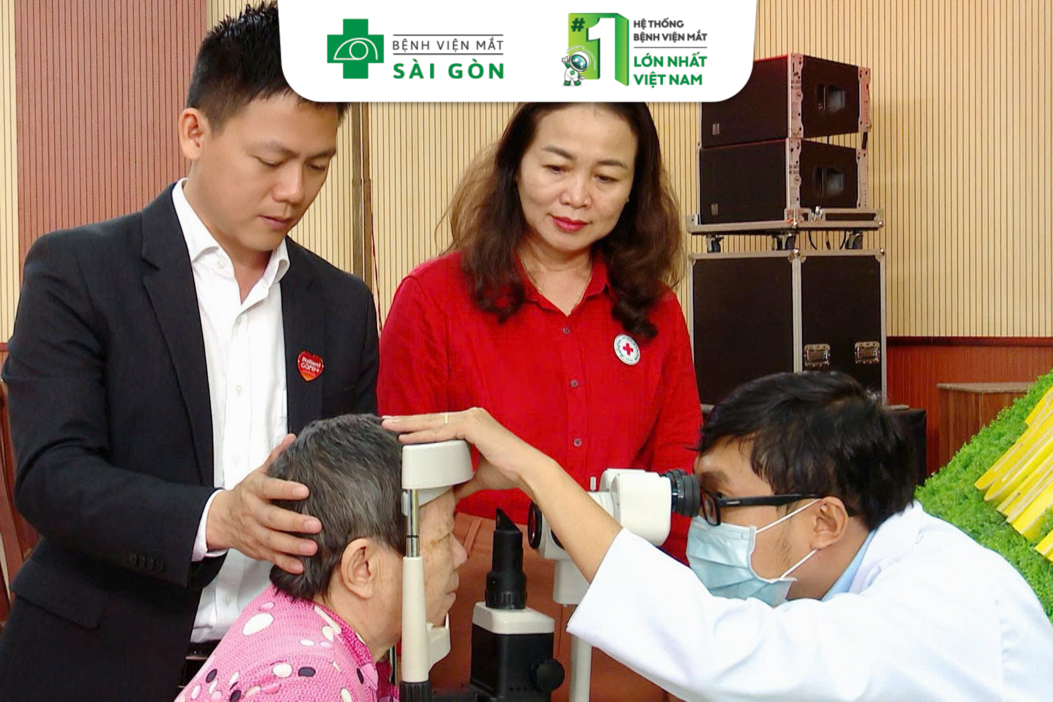 Khám mắt miễn phí